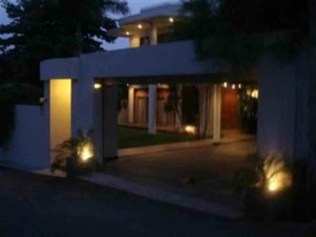 Silvikris Villa Коломбо Екстериор снимка